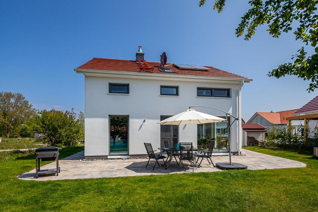 Ferienhaus Ruegen-Relax Trent Екстер'єр фото